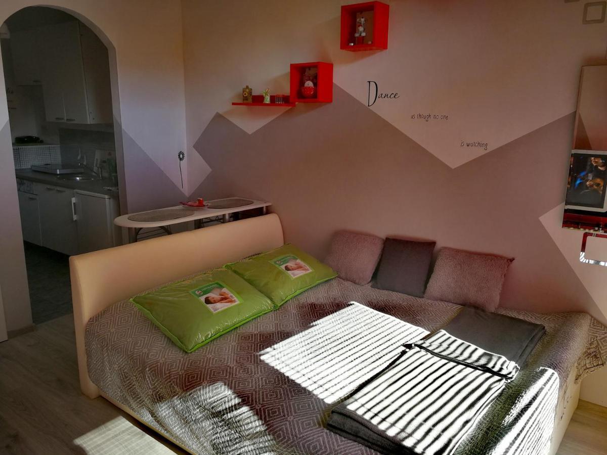Apartments Anita Цриквениця Екстер'єр фото